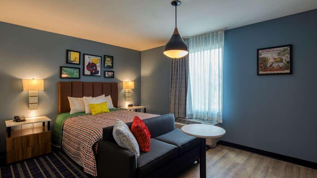 Uptown Suites Extended Stay Tampa Fl - Riverview Room photo